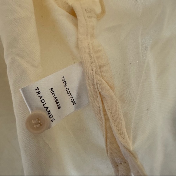 Tradlands Box Button Up Top - Picture 6 of 8